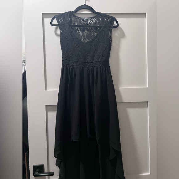 Black wedding guest dress low in front high in back - Picture 1 of 3